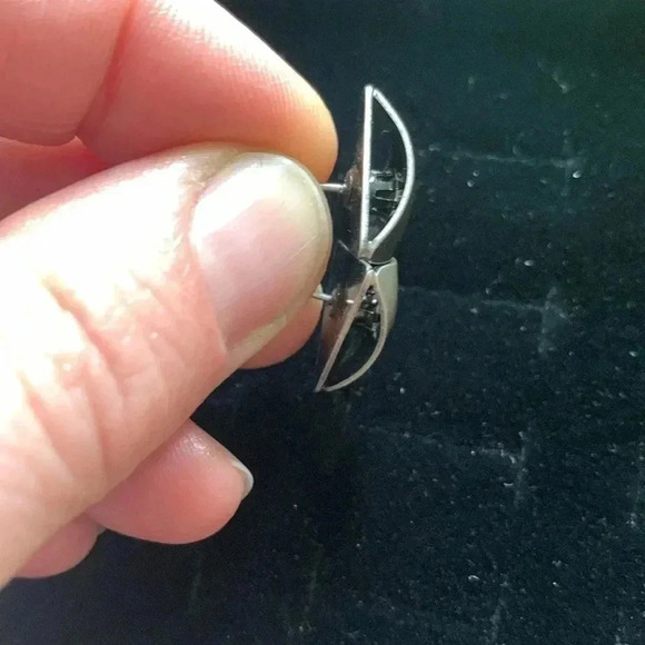 CZ and stainless steel stud post triangle earrings - Picture 5 of 6